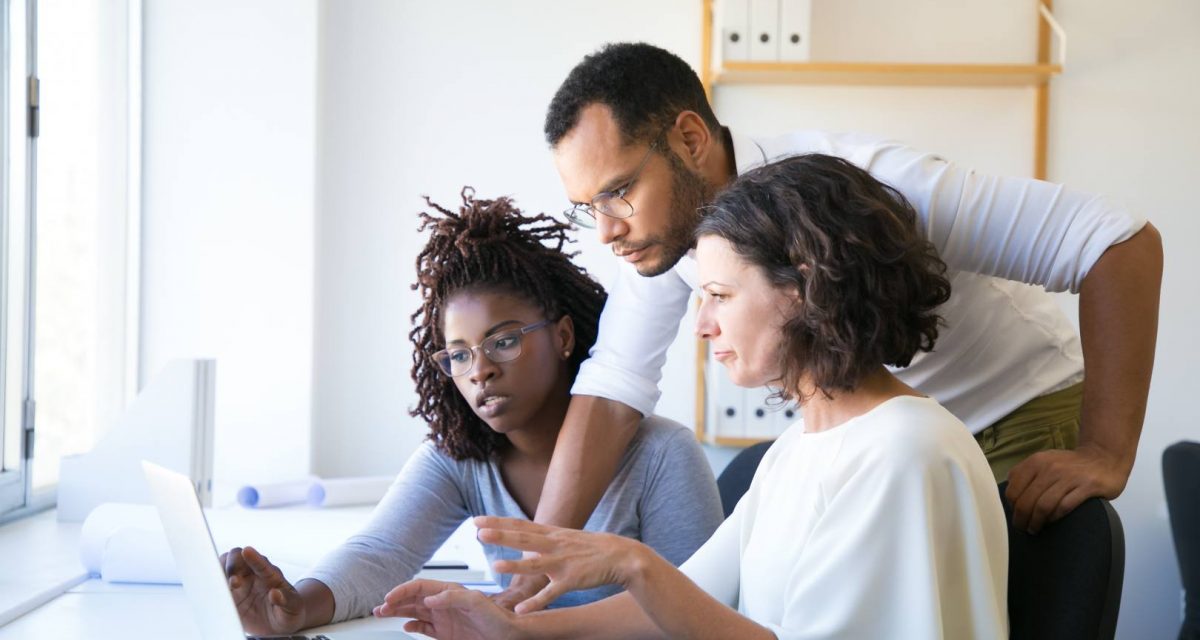 Como estruturar um departamento de marketing e vendas